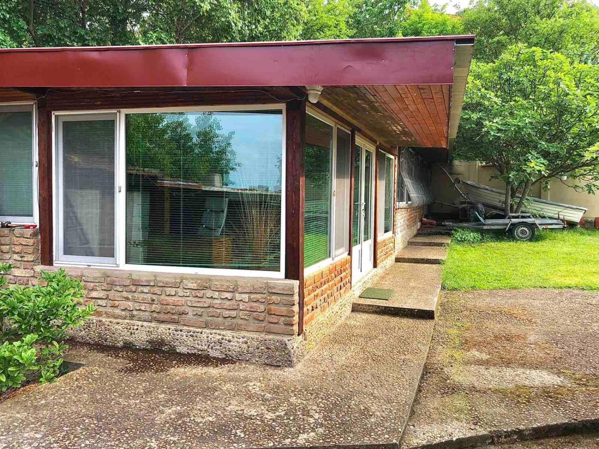 Самостоятелна Къща За Гости На 10 Минути От Плажа Varna Exterior foto